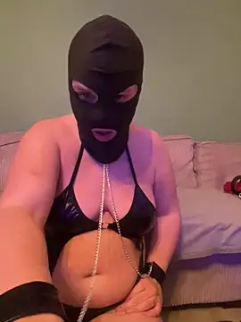 Snapshot of cochonnesoumise59 chatting on February 2026 09:36:02 PM cochonnesoumise59 online show from February 2026 09:36:02 PM