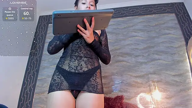 SHINYY STAR  online show from April 2026 07:42:02 PM