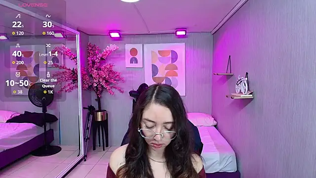 Veronica miiller online show from April 2026 07:51:02 PM