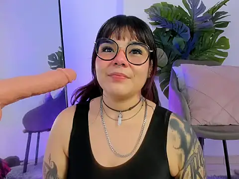 Dakota-bluu online show from February 2026 03:20:02 PM