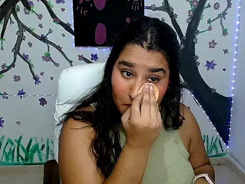 Im May  online show from February 2026 01:49:01 AM