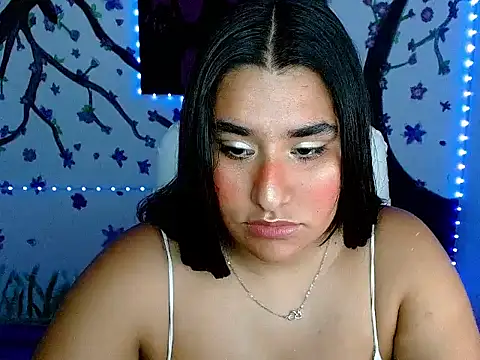 Im May  online show from February 2026 09:15:01 PM