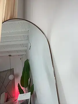 TeaseDollXXX online show from February 2026 09:25:01 PM