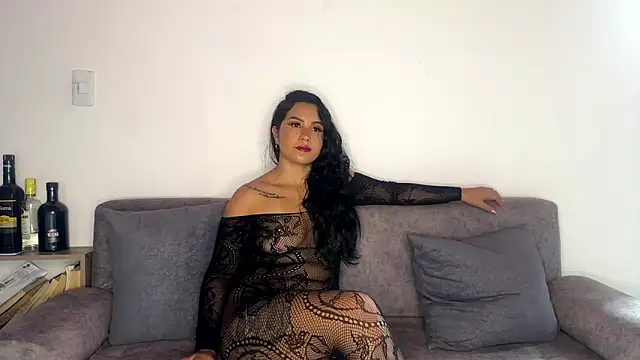 selenaln online show from May 2026 06:25:02 PM