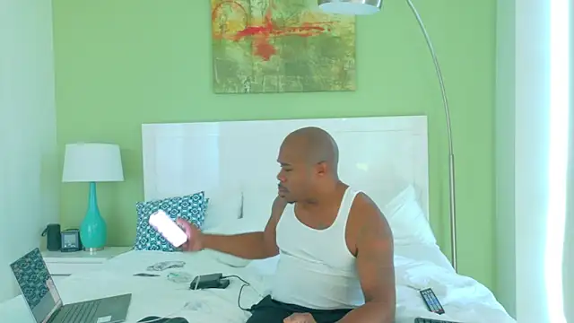 TheCrushExperience online show from March 2026 01:37:01 PM