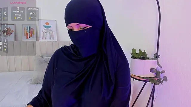  Amirah online show from February 2026 07:13:01 PM