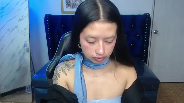 Candy Rose v online show from February 2026 01:22:01 PM