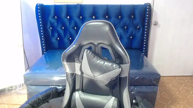 Candy Rose v online show from February 2026 01:12:01 PM