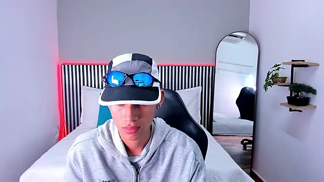 Astaroth Grigori online show from February 2026 08:06:02 PM