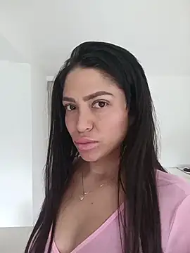 Ina Jody  online show from April 2026 08:40:02 PM