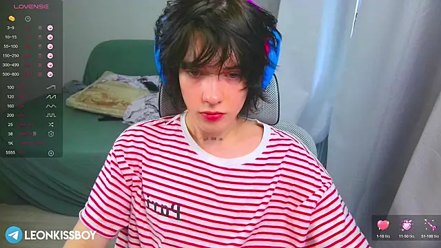 LeonBoykisser online show from March 2026 08:22:01 AM