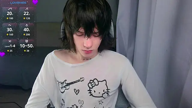 Snapshot of LeonBoykisser chatting on July 2026 04:57:01 PM LeonBoykisser online show from July 2026 04:57:01 PM