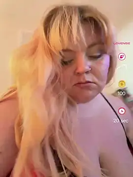 danikaFendyr online show from June 2026 07:35:01 AM