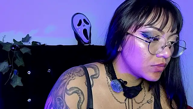 victoriia thompson online show from January 2026 06:12:02 PM