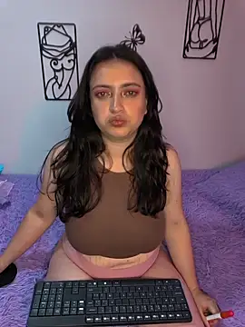 By Lia online show from January 2026 10:13:01 PM