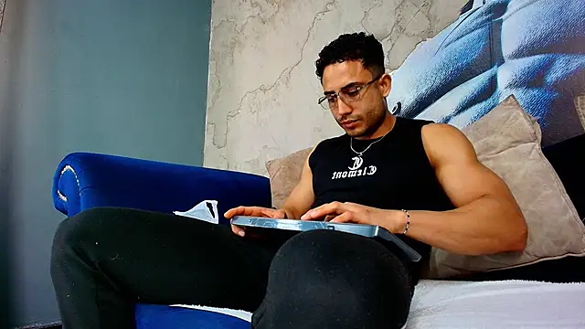 Vans Ross online show from June 2026 02:11:02 PM