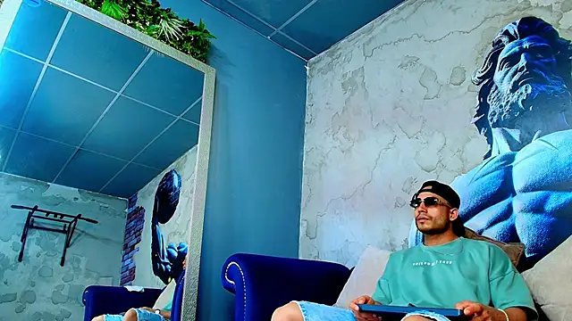 Vans Ross online show from March 2026 07:36:02 PM