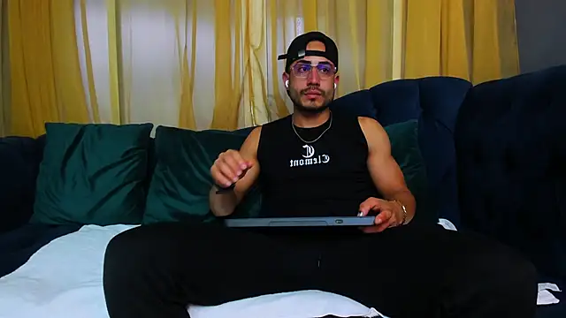 Vans Ross online show from February 2026 08:09:02 PM