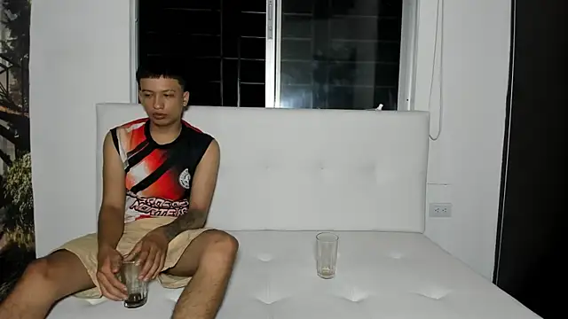 Jhon couplee online show from April 2026 08:08:02 AM