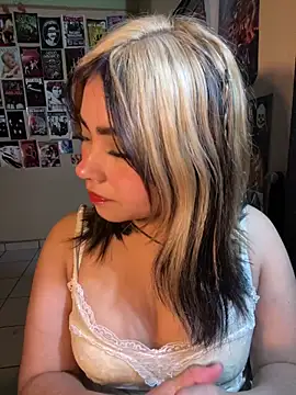 pinkybombon online show from February 2026 02:20:02 AM