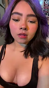 pinkybombon online show from April 2026 08:04:02 PM