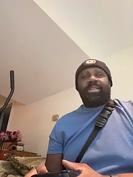 Snapshot of KOdaLion chatting on March 2026 04:35:02 AM KOdaLion online show from March 2026 04:35:02 AM