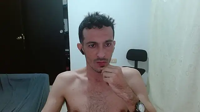maskguy23 online show from June 2026 06:02:02 AM