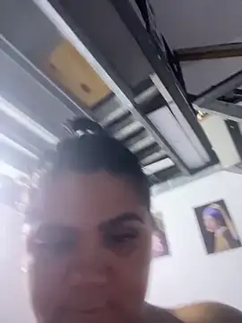 MorenaCariok online show from April 2026 06:16:01 PM