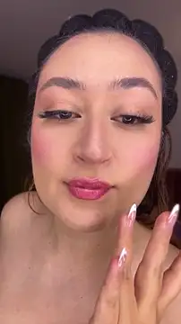SalomeFlores online show from June 2026 12:32:01 AM
