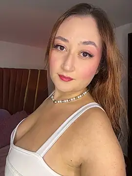 Snapshot of SalomeFlores chatting on January 2026 11:25:01 PM SalomeFlores online show from January 2026 11:25:01 PM