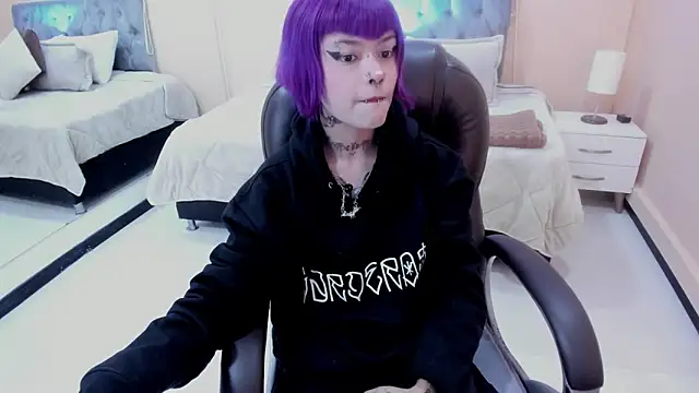 Snapshot of Bela_Craxkerr chatting on February 2026 12:48:02 PM Bela Craxkerr online show from February 2026 12:48:02 PM