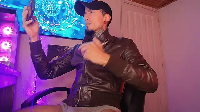 pauldocux  online show from January 2026 02:26:01 AM