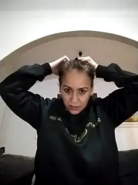 anastasiadaniela online show from February 2026 12:28:01 AM