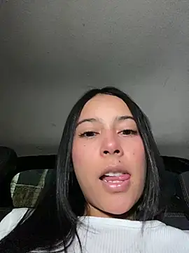 Paula-montes- online show from February 2026 11:47:02 PM