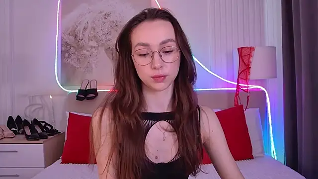 Emily Simon online show from June 2026 05:12:01 AM
