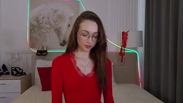 Emily Simon online show from April 2026 05:25:02 AM