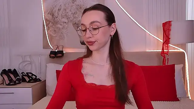 Emily Simon online show from May 2026 05:16:02 AM