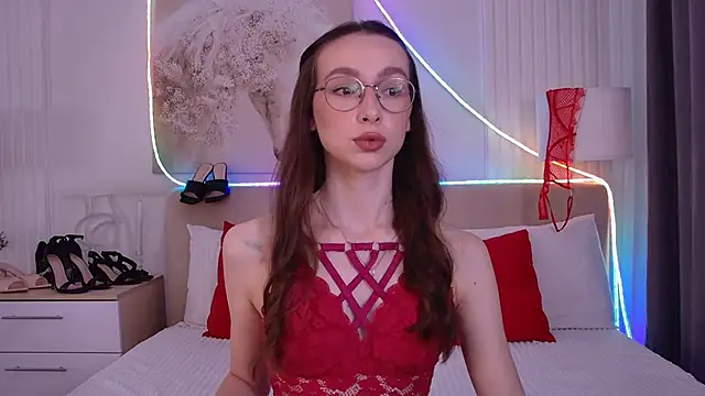 Emily Simon online show from May 2026 02:34:01 PM