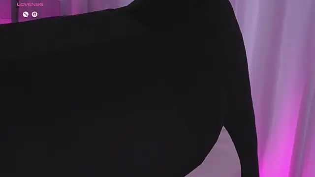 Dolcexx  online show from April 2026 07:58:02 PM