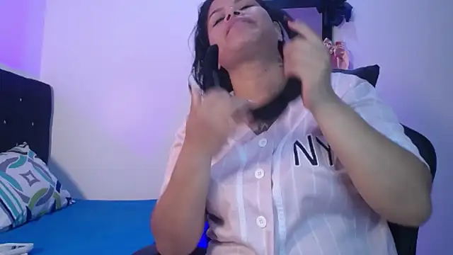 Aurora sanchess online show from February 2026 03:25:02 AM