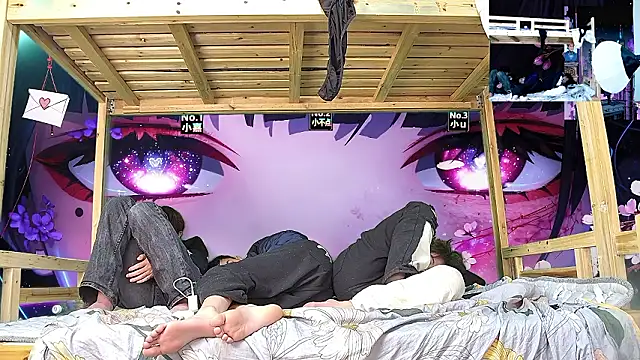 xiaohuangren01 online show from February 2026 02:02:01 PM