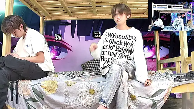 xiaohuangren01 online show from March 2026 02:59:01 AM