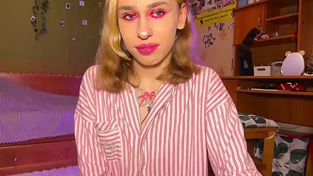 miss barbie111 online show from March 2026 10:58:01 PM