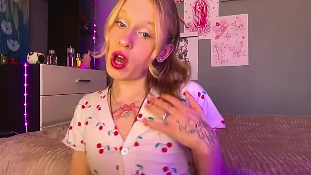 miss barbie111 online show from April 2026 06:27:02 AM