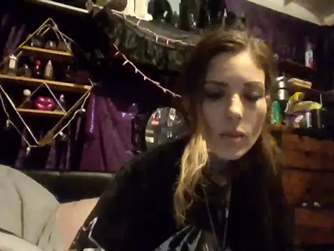 allymoon1369 online show from May 2026 07:06:01 PM