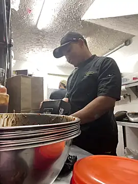 juandacaliente78 online show from April 2026 10:45:01 PM