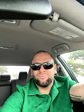 Snapshot of J_thebeastxxx chatting on January 2026 09:51:02 PM J thebeastxxx online show from January 2026 09:51:02 PM