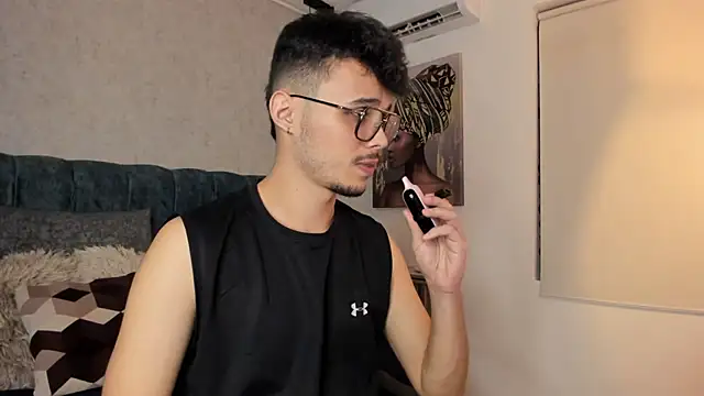 Snapshot of Alhan_Twink chatting on July 2026 07:23:02 AM Alhan Twink online show from July 2026 07:23:02 AM
