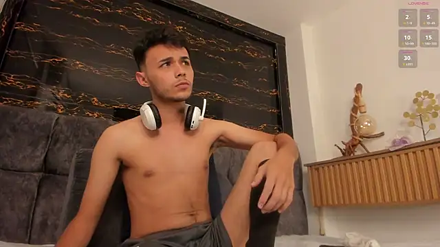 Alhan Twink online show from February 2026 08:48:02 PM