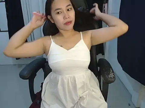 Bellashoweey online show from May 2026 02:42:02 PM